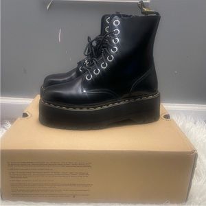 Dr Martens platform boots sz10